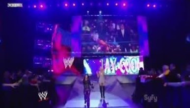 WWE Seksi Divas - Layla - Beth Phoenix kapışması