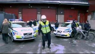 İsveç Polisi'nden Harlem Shake