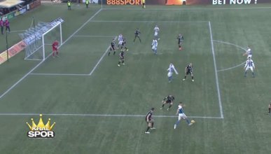 Jordan Jones'tan müthiş gol 