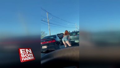 Trafikte tartıştığı adama twerk  yaparak cevap veren kadın