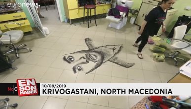 Makedonyalı kuaför müşterilerin saçlarıyla ünlü isimlerin portrelerini çiziyor