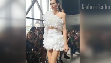 Deren Talu New York Moda Haftası'nda podyuma çıktı