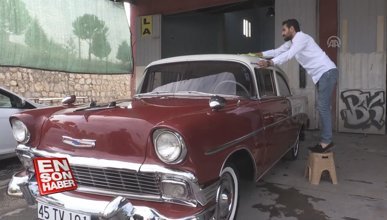 1956 model otomobilini lüks araçlara değişmiyor