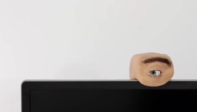 İnsan gözü şeklinde web kamerası