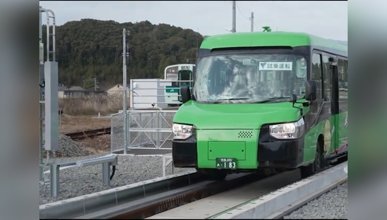Japonya'da hem otobüs hem de tren olabilen ulaşım aracı üretildi