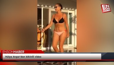 Hülya Avşar'dan bikinili video