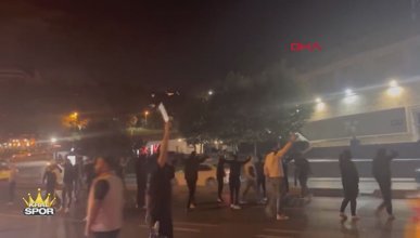 Beşiktaş'ta hareketli gece: Satırla stat önüne gelip slogan attılar