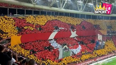 Galatasaray'dan 29 Ekim temalı koreografi