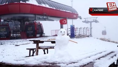 Erciyes'te sezonun ilk kardan adamı yapıldı