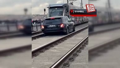 İstanbul'da ciple tramvay yoluna girdi