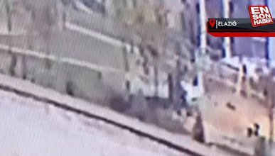 Elazığ'da kupası açılan kamyonet çocuk parkına girdi