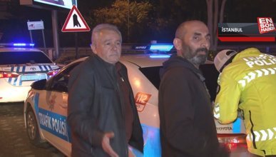 Kadıköy'de alkollü şahıs denetime takılınca gazetecilerin üstüne yürüdü