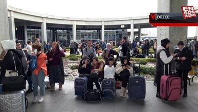 Düzce'de okuyan üniversite öğrencileri kentten ayrılıyor