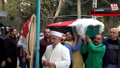 Mersin'de arkadaşı tarafından katledilen Fatma, defnedildi