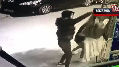 Eskişehir’de elbise hırsızları kameraya yakalandı