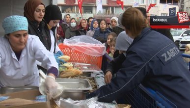 Bayrampaşa'daki balık festivali'nde 3 ton hamsi dağıtıldı