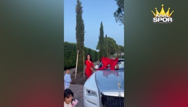 Ronaldo'ya sevgilisinden Noel hediyesi
