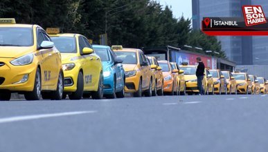 İstanbul'da zam sonrasında taksiciler taksimetrelerini güncelleştirdi