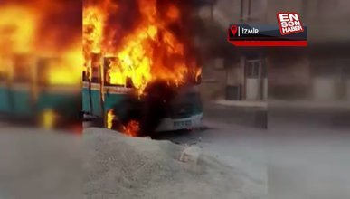 İzmir'deki yolcu minibüsü yandı