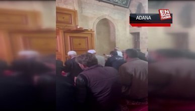 Adana'da tarihi camide yağmur duası