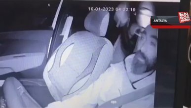 Antalya'daki taksi şoförü, taşlı saldırıya uğradı