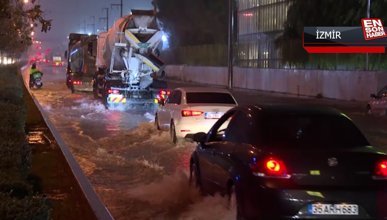 İzmir'de sağanak etkili oluyor