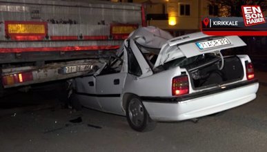 Kırıkkale'de feci kaza: Park halindeki tıra ok gibi saplandı