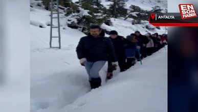 Antalya'da kar kalınlığı 1,5 metreye kadar çıktı