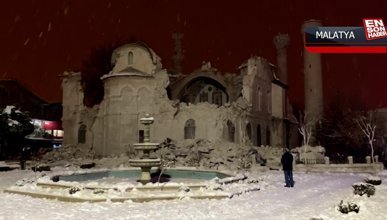 Malatya'da depremde Battalgazi Ulu Camii yıkıldı