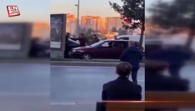 Başakşehir’de sürücülerin yumruk yumruğa kavgası kamerada