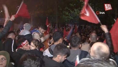 AK Parti İl Başkanlığı’nda vatandaşların bekleyişi sürüyor