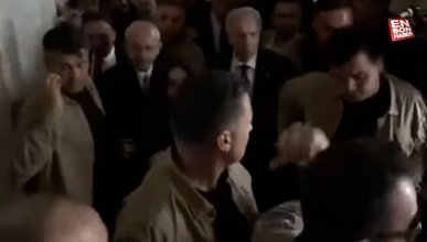 Kemal Kılıçdaroğlu'nun korumalarından Anıtkabir'de sert müdahale