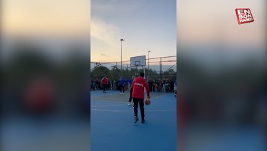 Murat Kurum Maltepe'de gençlerle maça çıktı