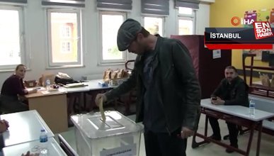 Ünlü oyuncu Kıvanç Tatlıtuğ oyunu kullandı
