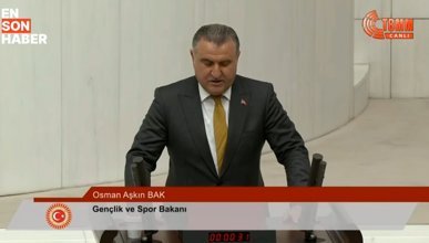 Gençlik ve Spor Bakanı Osman Aşkın Bak, Meclis'te yemin etti