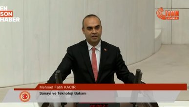 Sanayi ve Teknoloji Bakanı Mehmet Fatih Kacır, TBMM'de yemin etti