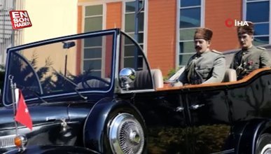 Atatürk’ün tören arabasına büyük ilgi