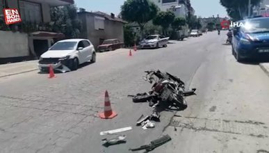 Antalya'da sürücü belgesi olmayan motosikletli 'U' dönüşü yapan otomobile çarptı