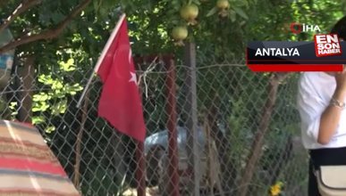 Kaçak gecekondu yıkımında zabıtanın Türk bayrağı hassasiyeti