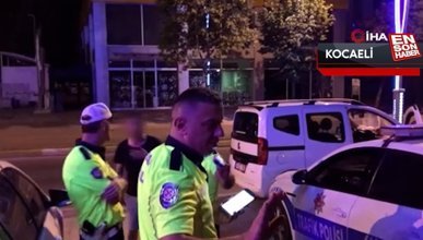 Kocaeli'de alkollü yakalanan sürücü gazetecilere tepki gösterdi