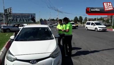 Malatya'da kaza yapan şoför şoka girdi, araçtan inmek istemedi