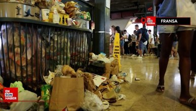 Marsilya'da temizlik işçilerinin grevi nedeniyle istasyonlar çöplerle doldu