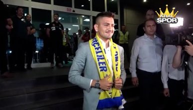 Fenerbahçe'nin yeni transferi Cengiz Ünder'in İstanbul'a geldi