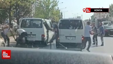 Konya'da trafikte tekmeli tokatlı kavga kamerada