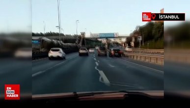 İstanbul'da trafikte araçlarıyla birbirini sıkıştıran sürücüler kamerada