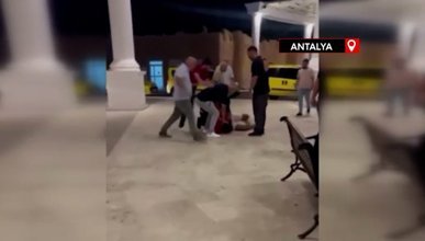 Antalya'da taksicilerin müşteri kavgası: 4 kişi 1 kişiyi dövdü