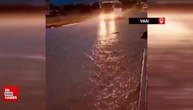 Van’da sağanak etkili oldu: Su baskınları yaşandı