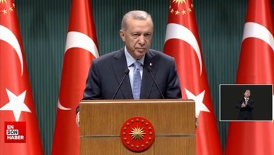 Cumhurbaşkanı Erdoğan'dan başörtüsüne yönelik saldırılara sert tepki