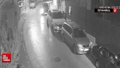 İstanbul'da lüks araçtan hırsızlık anı kamerada