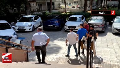 İzmir'de Atatürk anıtına spreyli saldırı! 1 kişi tutuklandı